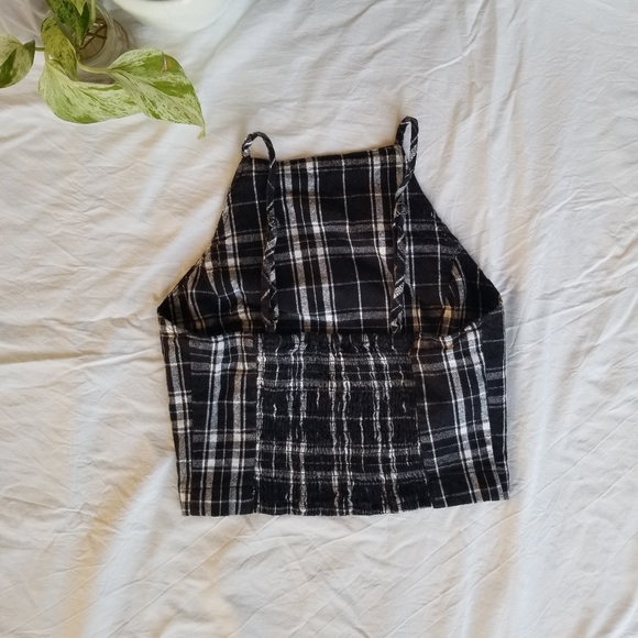 Hollister crop top - Picture 2 of 3